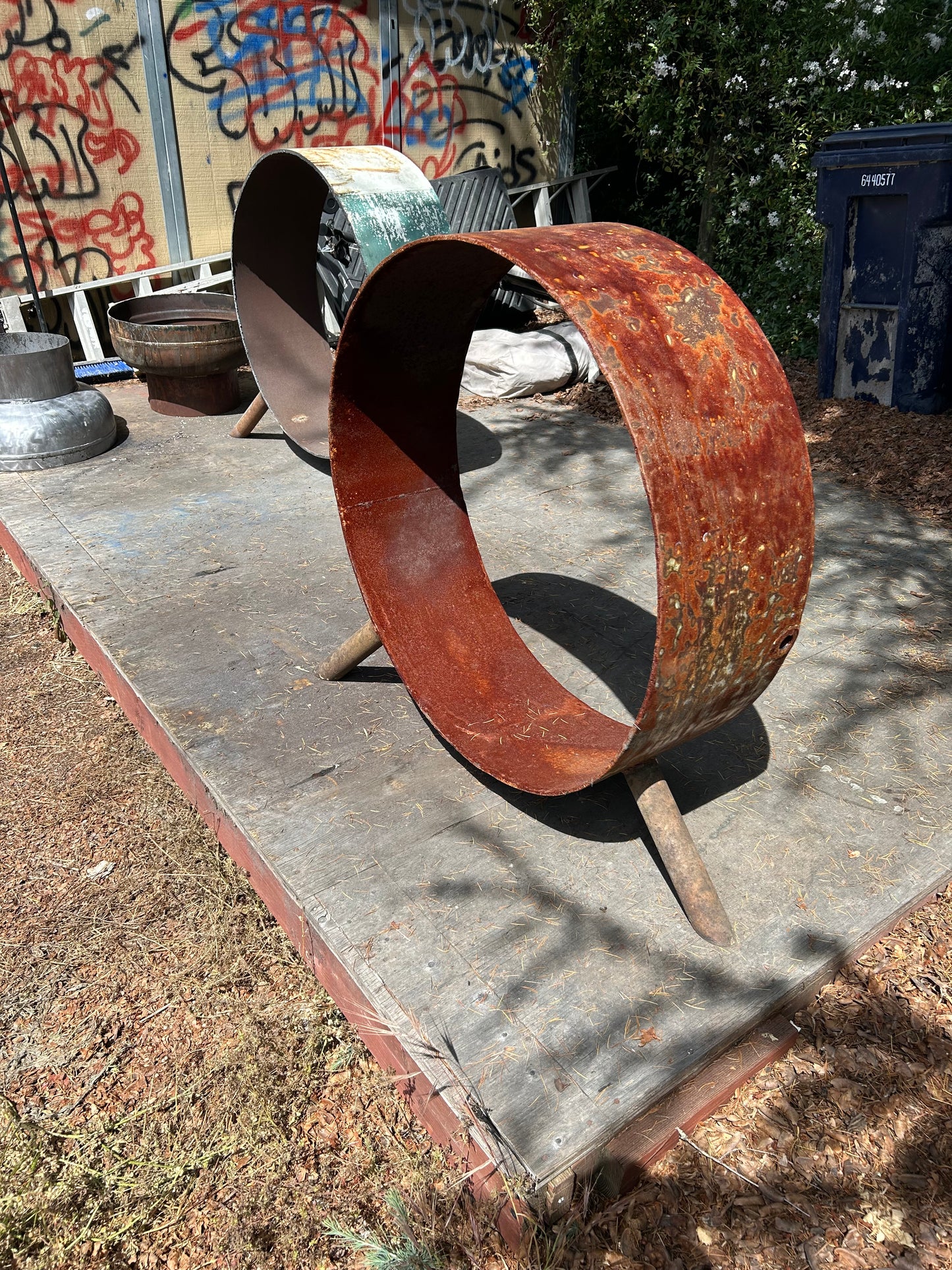 37" Full Round Wood Rack