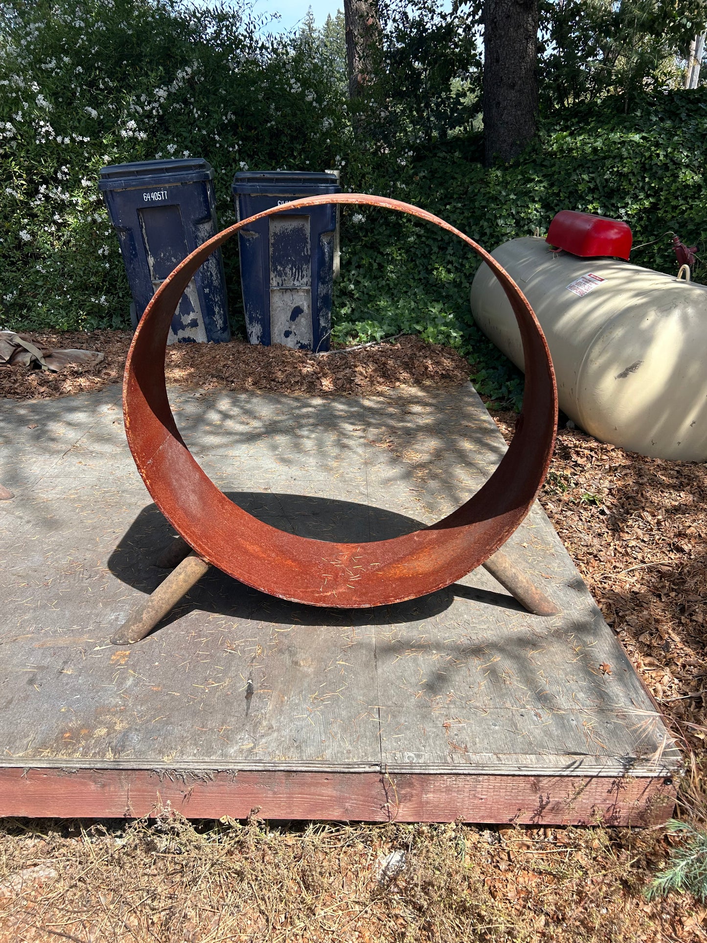 37" Full Round Wood Rack
